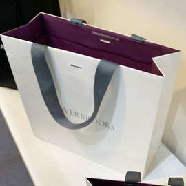 紙類手提袋彩色印刷 工藝、價(jià)值與市場(chǎng)應(yīng)用